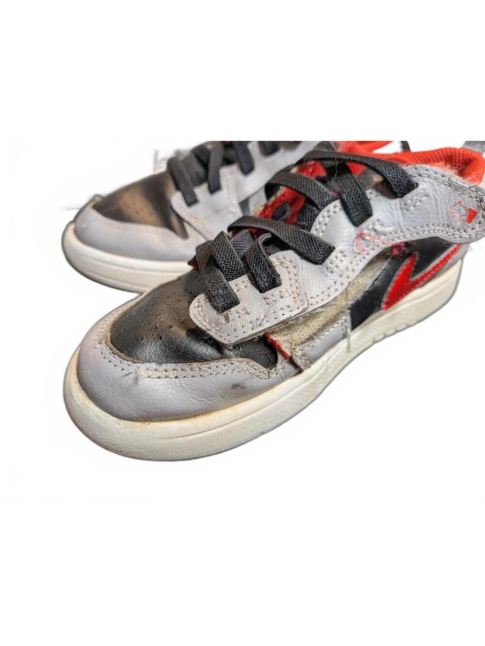 Nike Air Jordan Kids 1.5Y Gray Black Red Low Top Sneakers Wings Logo